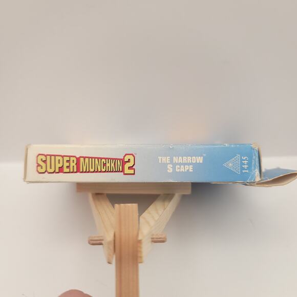 Steve Jackson Games Super Munchin 2 The Narrow S Cape Card Game - Picture 5 of 6
